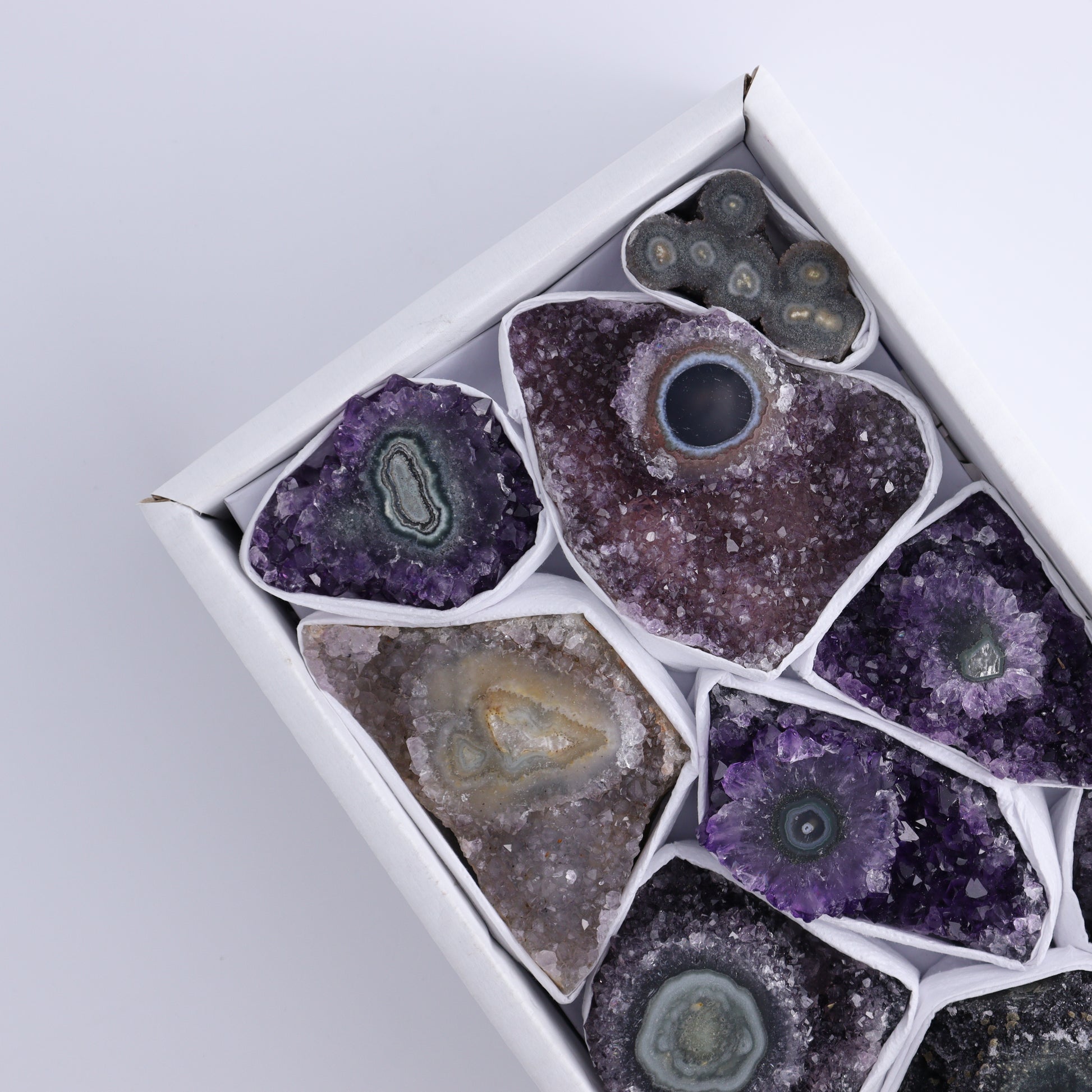 Uruguay Amethyst Clusters with "Eyes" Flat of 10 - Expert Wholesale and Supplier of Wholesale Crystals & Bulk Gemstones, ["Amethyst","Clusters","Eyes Amethyst","Uruguay"]