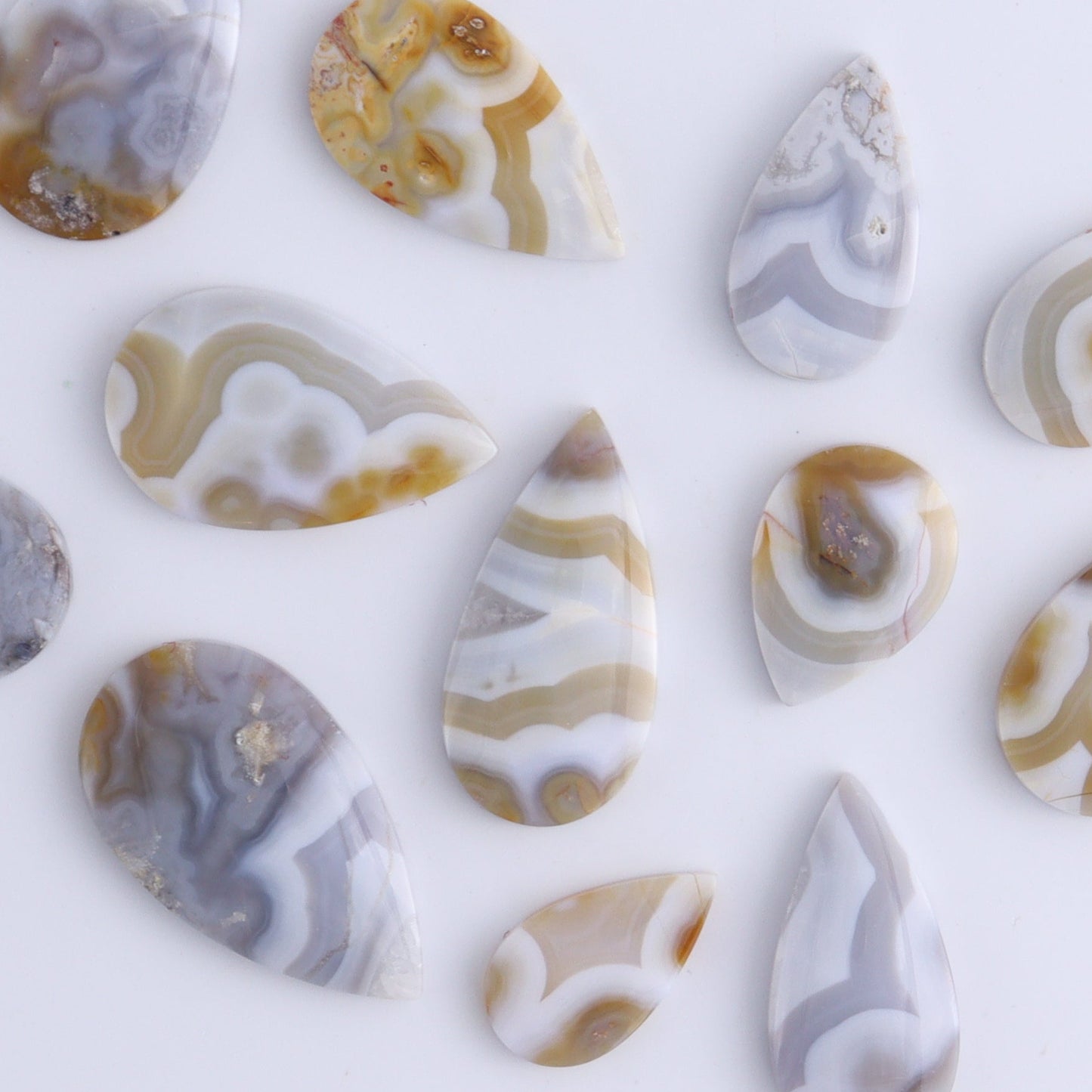 One Agate Teardrop Cab - Expert Wholesale and Supplier of Wholesale Crystals & Bulk Gemstones, ["Agate","Cabs","Teardrop"]