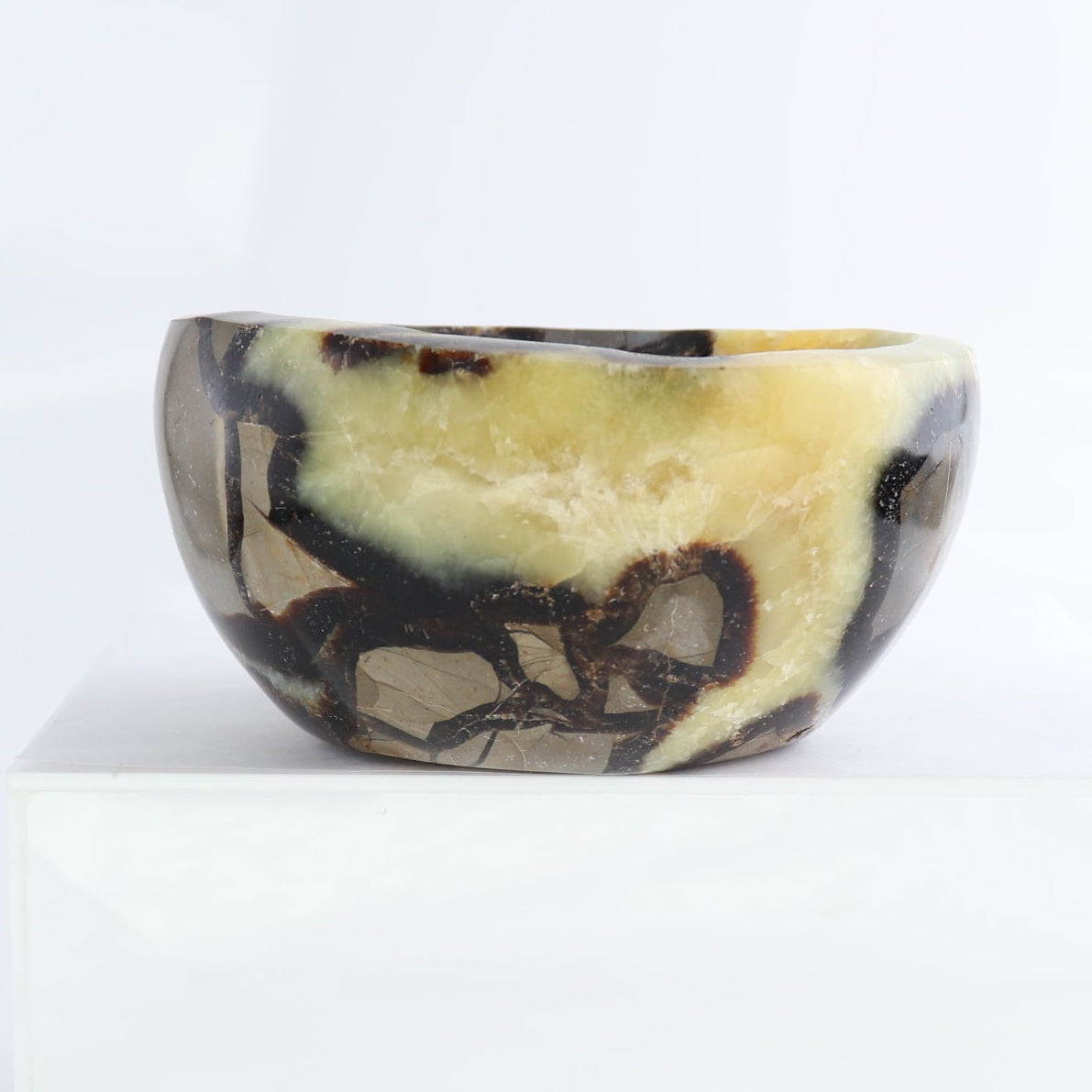 Septarian Bowl 5" | Mi Esperanza Minerals | Supplier of Crystals and Onyx