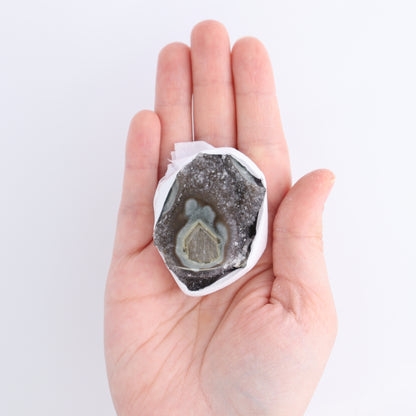 Uruguay Amethyst Clusters with "Eyes" Flat of 10 - Expert Wholesale and Supplier of Wholesale Crystals & Bulk Gemstones, ["Amethyst","Amethyst Eyes","Clusters","Uruguay"]