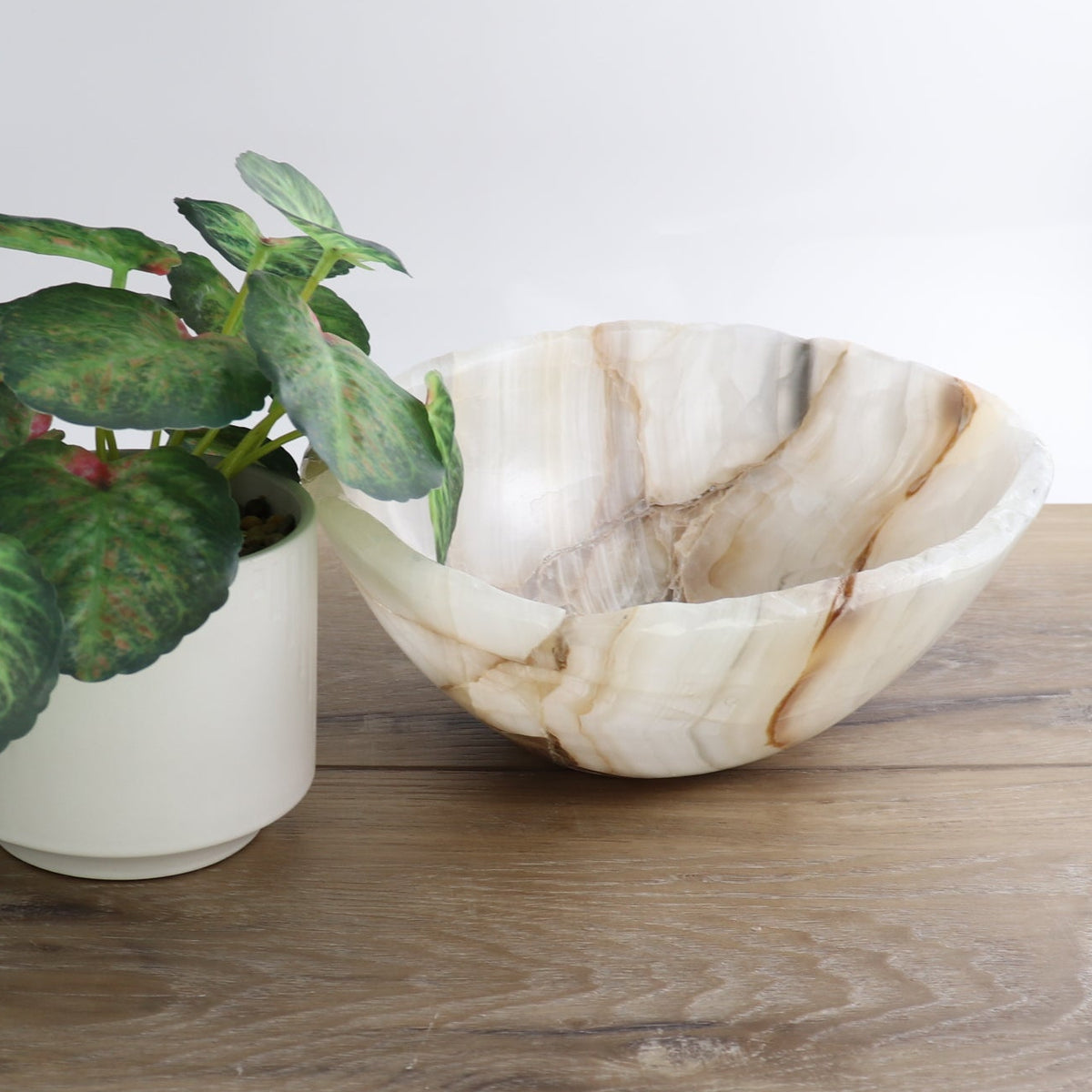 Mexican Onyx/Calcite Bowl 10"