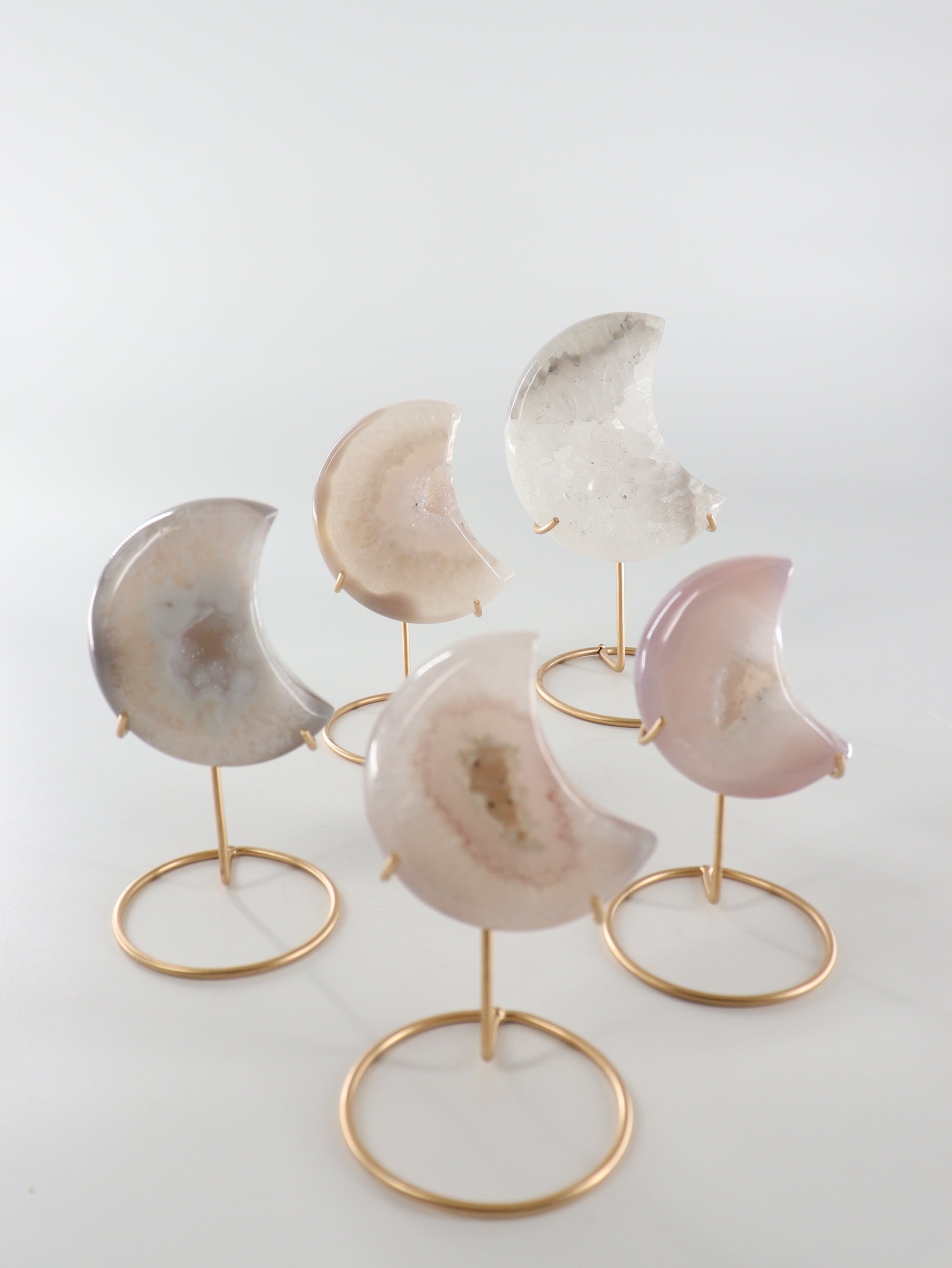 Agate Moons with Stands Set of 5 - Expert Wholesale and Supplier of Wholesale Crystals & Bulk Gemstones, []
