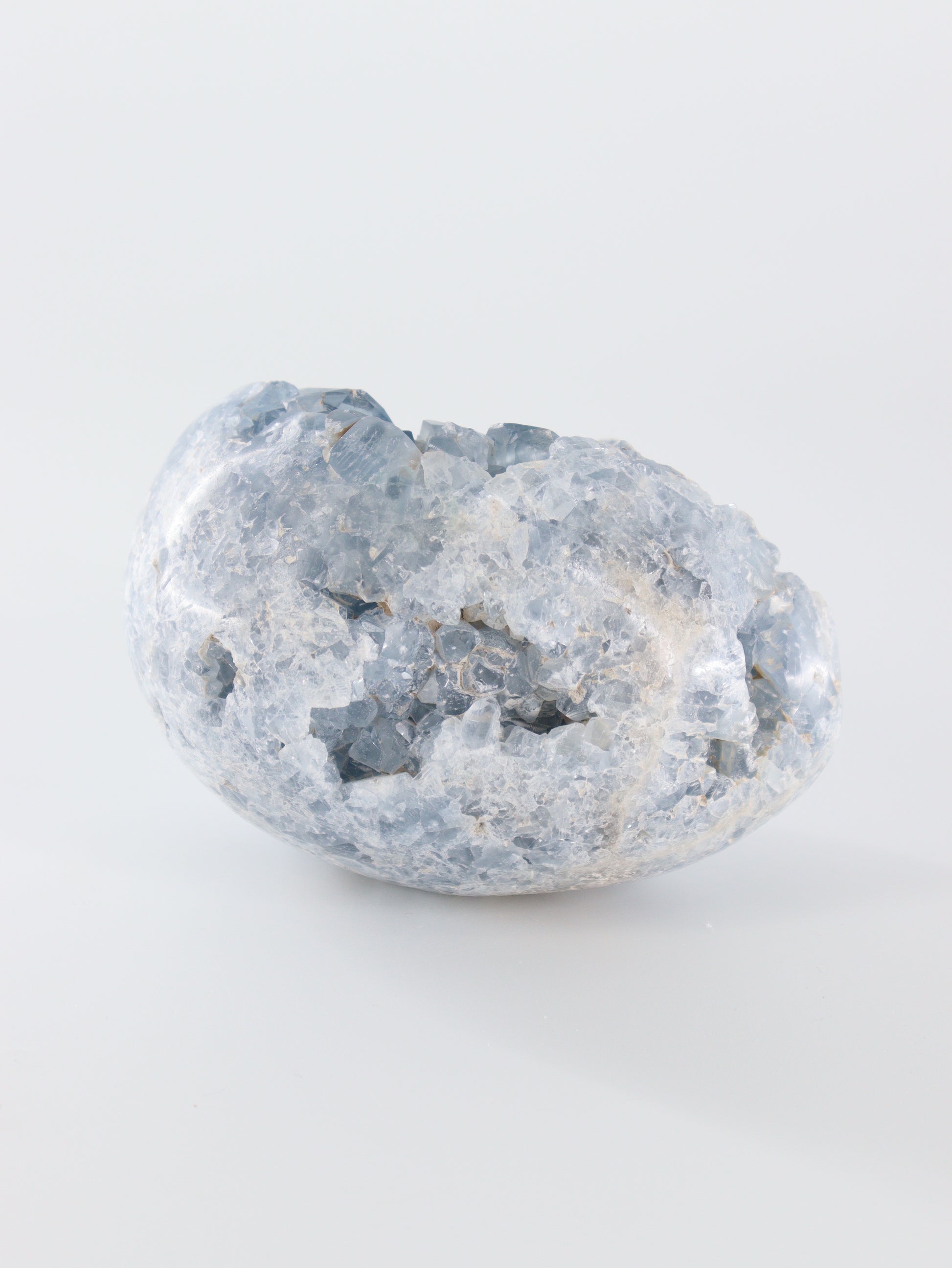 Celestite Egg - Expert Supplier of Wholesale Crystals & Bulk Gemstones