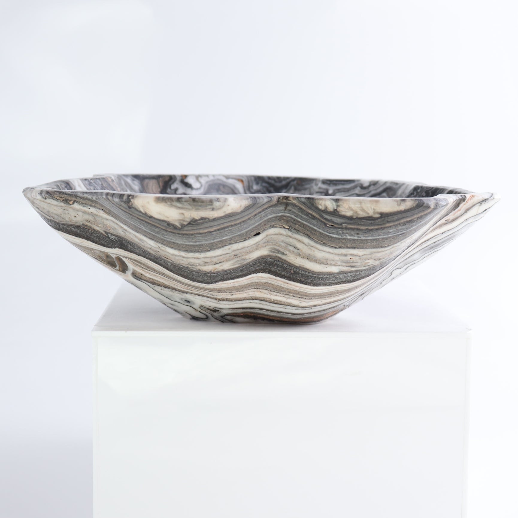 Mexican Onyx/Calcite Bowl 9" | Mi Esperanza Minerals | Supplier of Crystals and Onyx