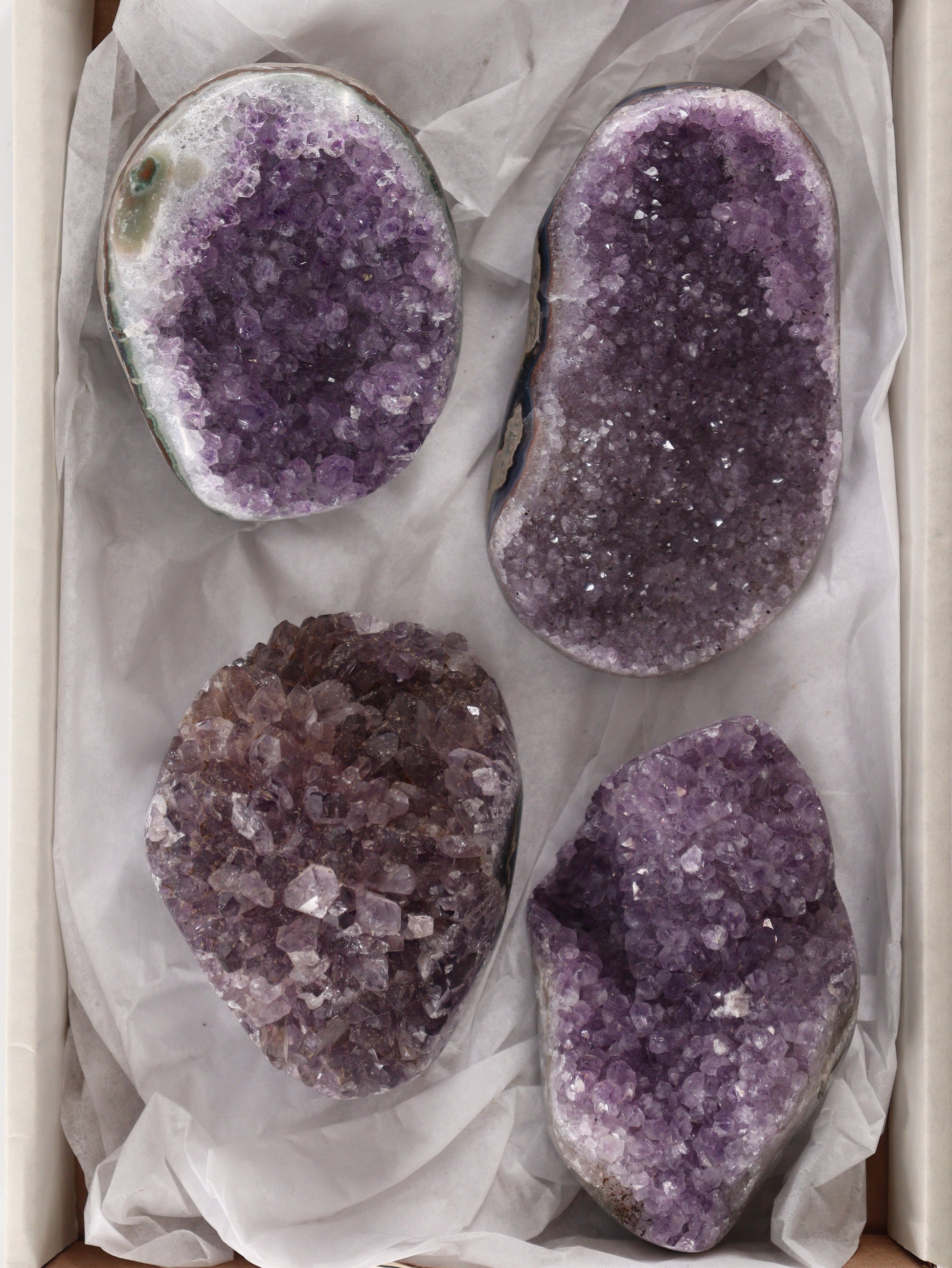 Amethyst Flat - Expert Supplier of Wholesale Crystals & Bulk Gemstones