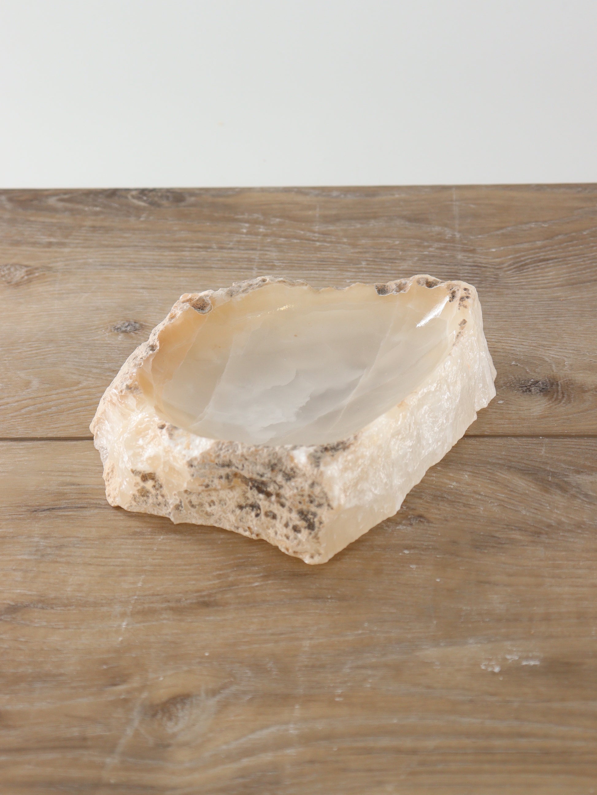 Onyx Rustic Bowls Set of 3 - Expert Wholesale and Supplier of Wholesale Crystals & Bulk Gemstones, []
