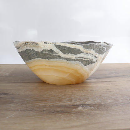 Mexican Onyx/Calcite Bowl 10"