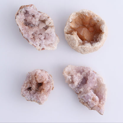 Pink Amethyst Flat of 20 - Expert Wholesale and Supplier of Wholesale Crystals & Bulk Gemstones, ["Amethyst","Pink Amethyst"]