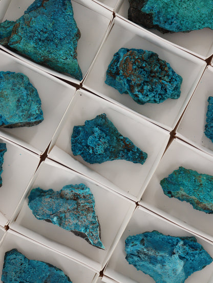 Chrysocolla Flat - Expert Supplier of Wholesale Crystals & Bulk Gemstones