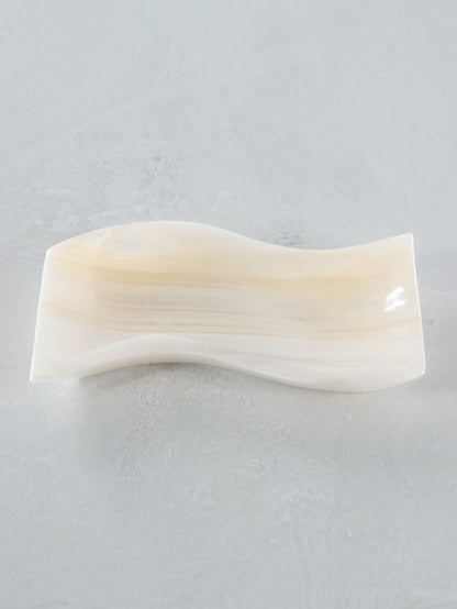 White Onyx Wavy Dish Set of 6 - Expert Supplier of Wholesale Crystals & Bulk Gemstones