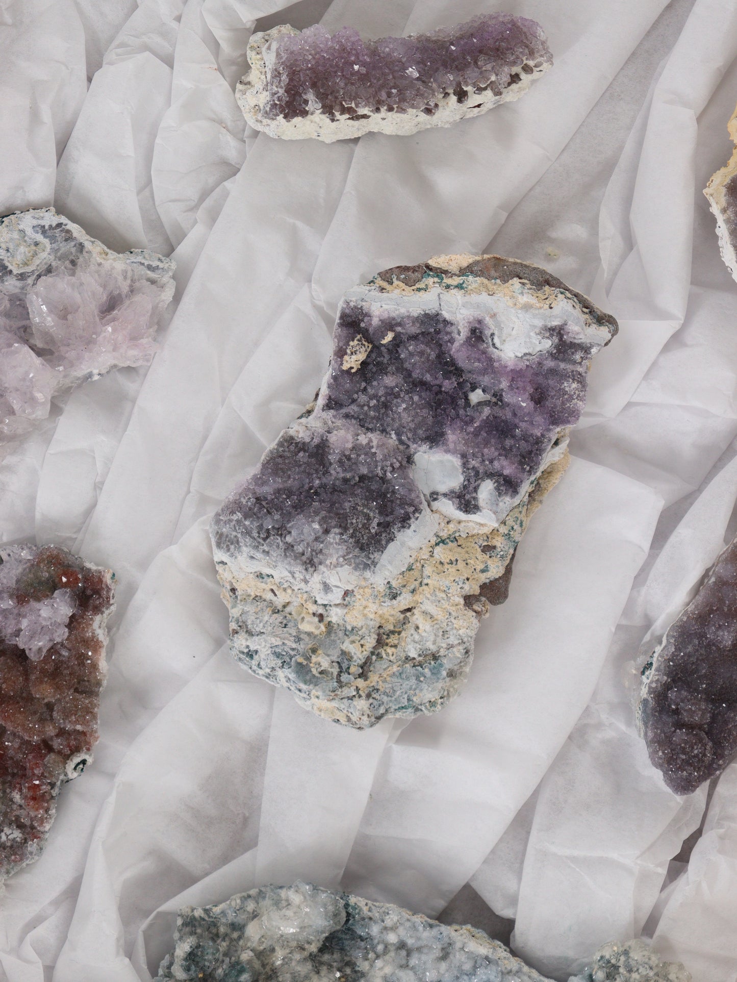 Amethyst Flower Set of 5 - Expert Wholesale and Supplier of Wholesale Crystals & Bulk Gemstones, []