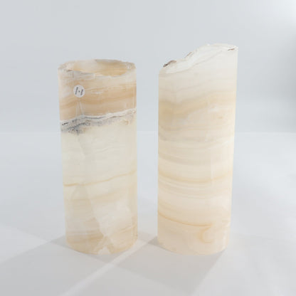 One Honey/White Rough Onyx Lamp Pair Blind