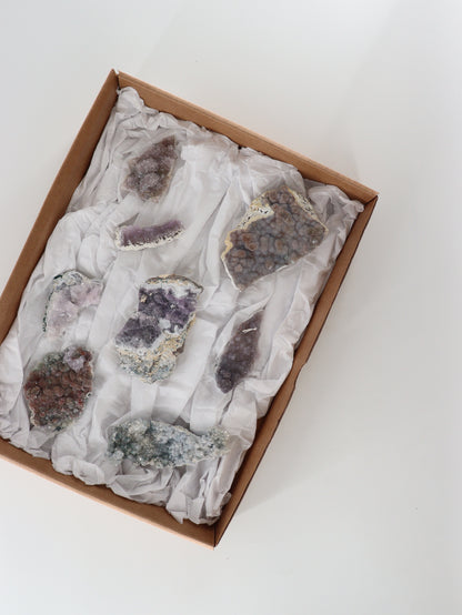 Amethyst Flower Set of 5 - Expert Wholesale and Supplier of Wholesale Crystals & Bulk Gemstones, []