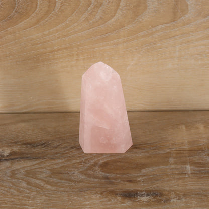 Rose Quartz Towers Set of 5 - Expert Supplier of Wholesale Crystals & Bulk Gemstones