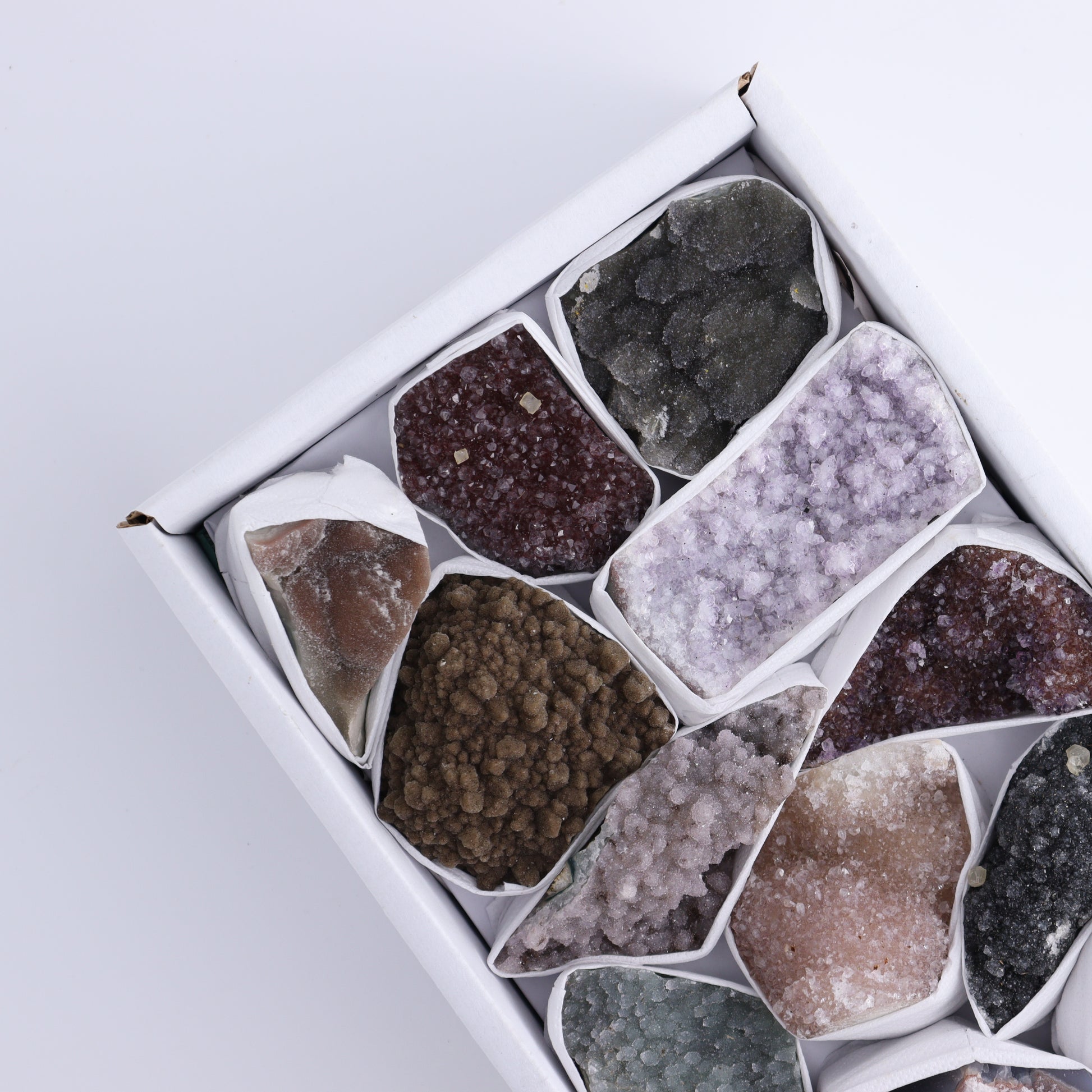 Uruguay Rainbow Amethyst Clusters Flat of 12 - Expert Wholesale and Supplier of Wholesale Crystals & Bulk Gemstones, ["Amethyst","Clusters","Rainbow Amethyst","Sugar Rainbow Amethyst","Uruguay"]