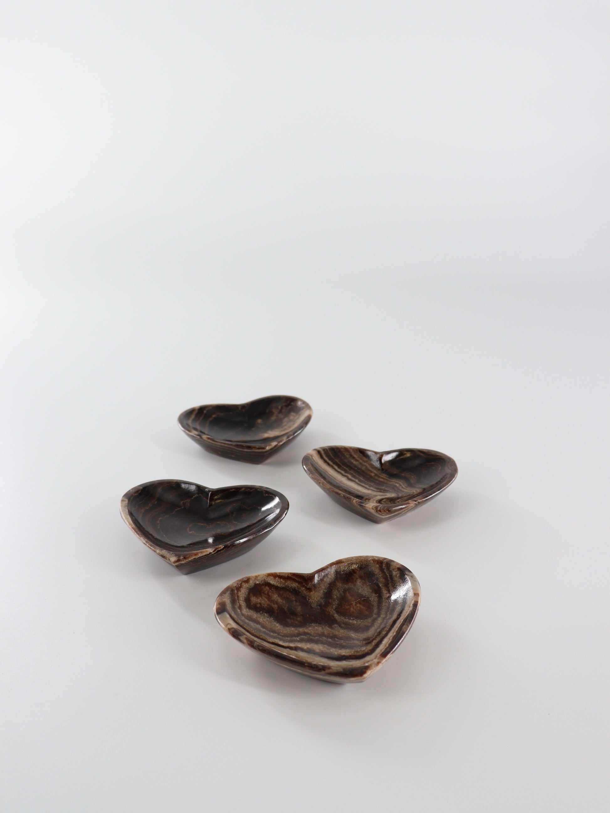 Chocolate Onyx Heart Dishes - Expert Supplier of Wholesale Crystals & Bulk Gemstones