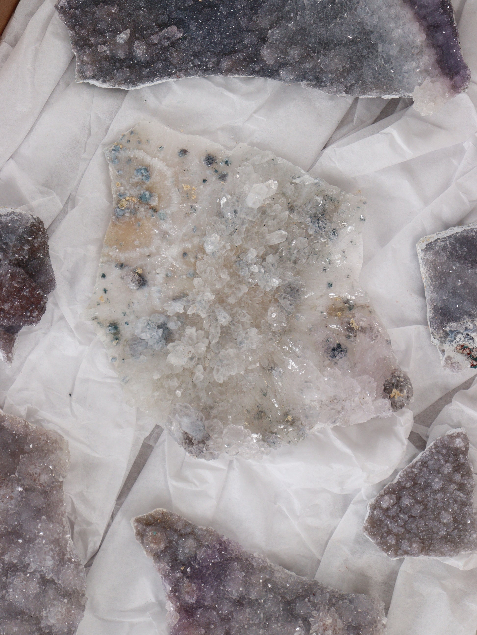 Amethyst Flower Set of 8 - Expert Wholesale and Supplier of Wholesale Crystals & Bulk Gemstones, []