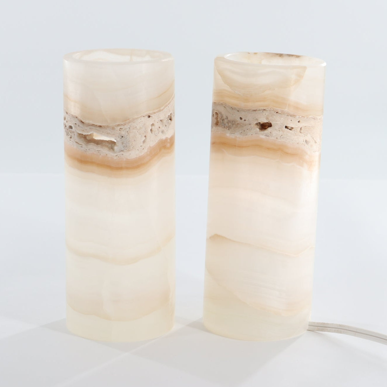 One Honey Polish Onyx Lamp Pair Blind