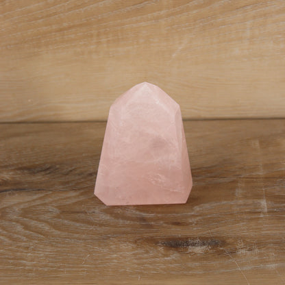 Rose Quartz Towers Set of 5 - Expert Supplier of Wholesale Crystals & Bulk Gemstones