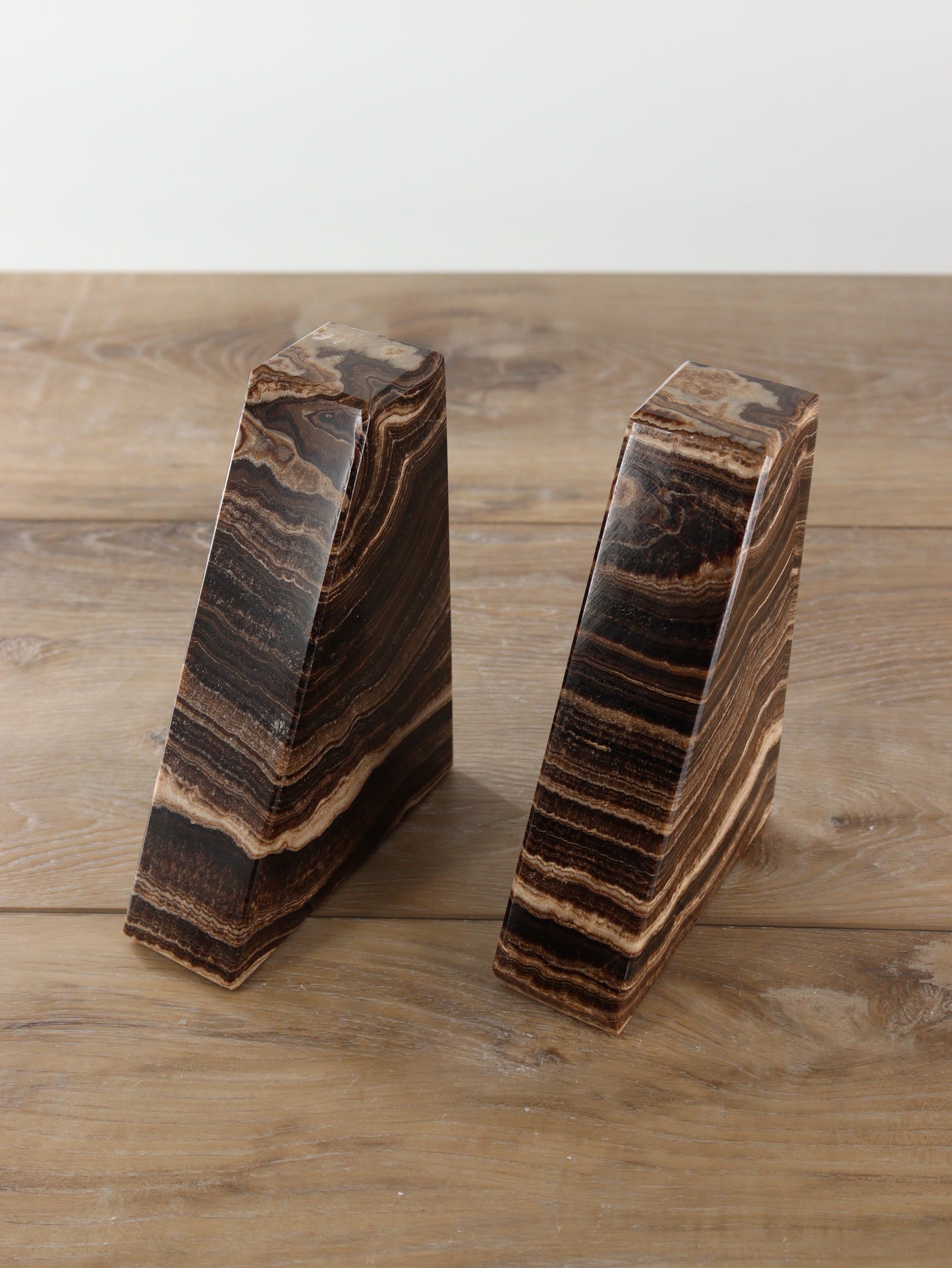 Dark Brown Polished Onyx Bookends - Expert Supplier of Wholesale Crystals & Bulk Gemstones