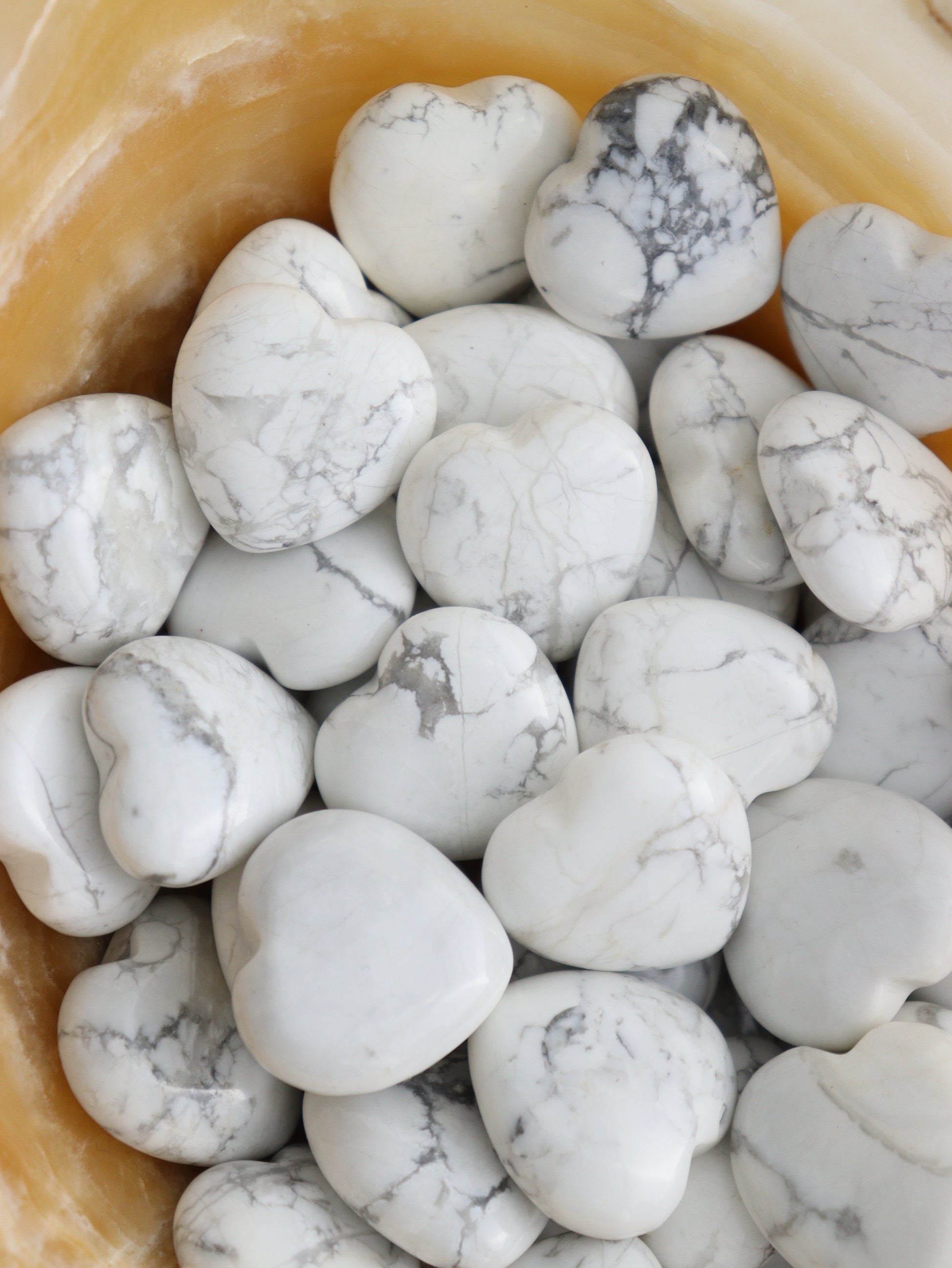 1/2kg White Howlite Hearts - Expert Supplier of Wholesale Crystals & Bulk Gemstones