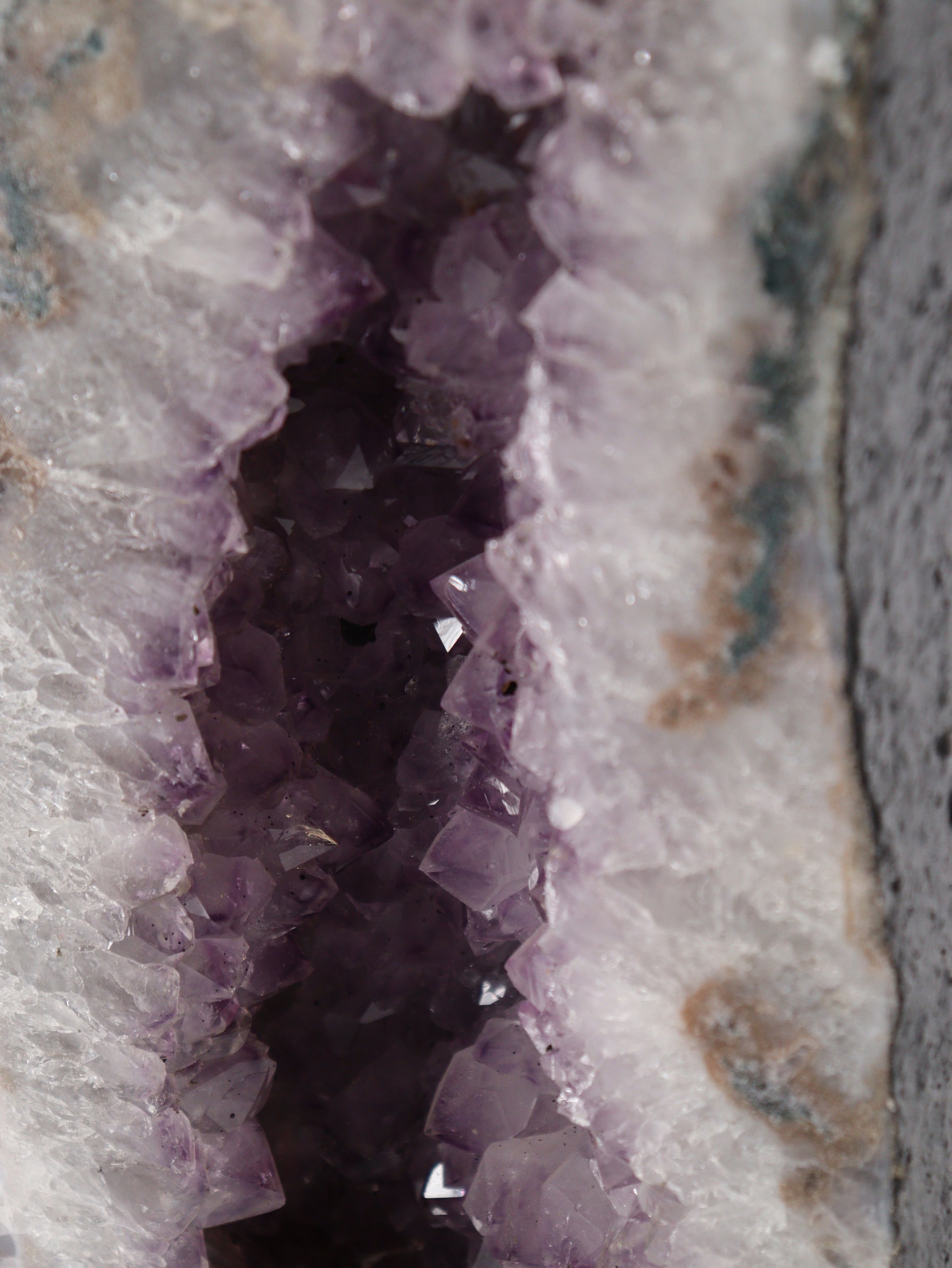 Amethyst Cathedral - Expert Wholesale and Supplier of Wholesale Crystals & Bulk Gemstones, []