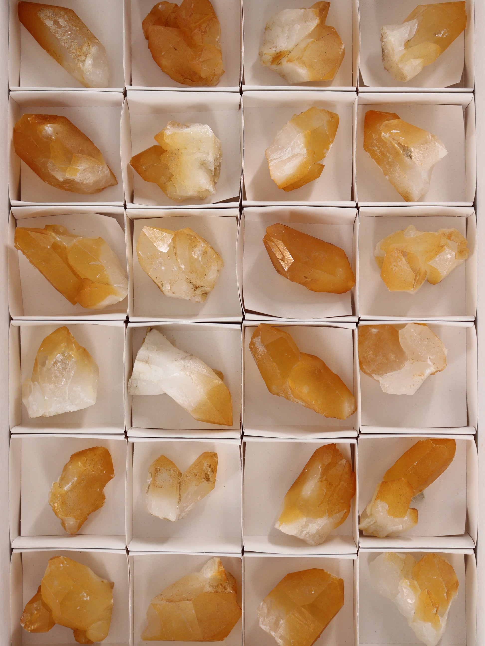 Quartz Flat - Expert Supplier of Wholesale Crystals & Bulk Gemstones