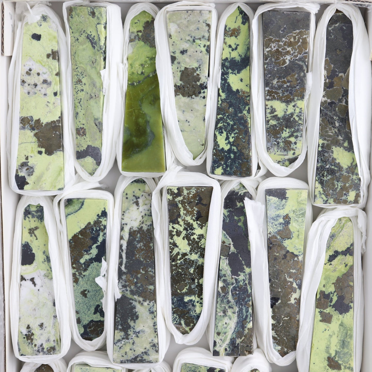 Serpentine Obelisk Set of 21