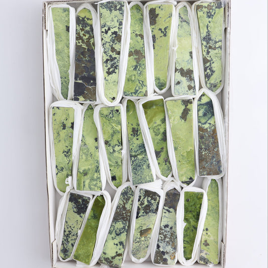 Serpentine Obelisk Set of 21
