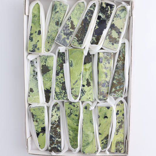 Serpentine Obelisk Set of 19