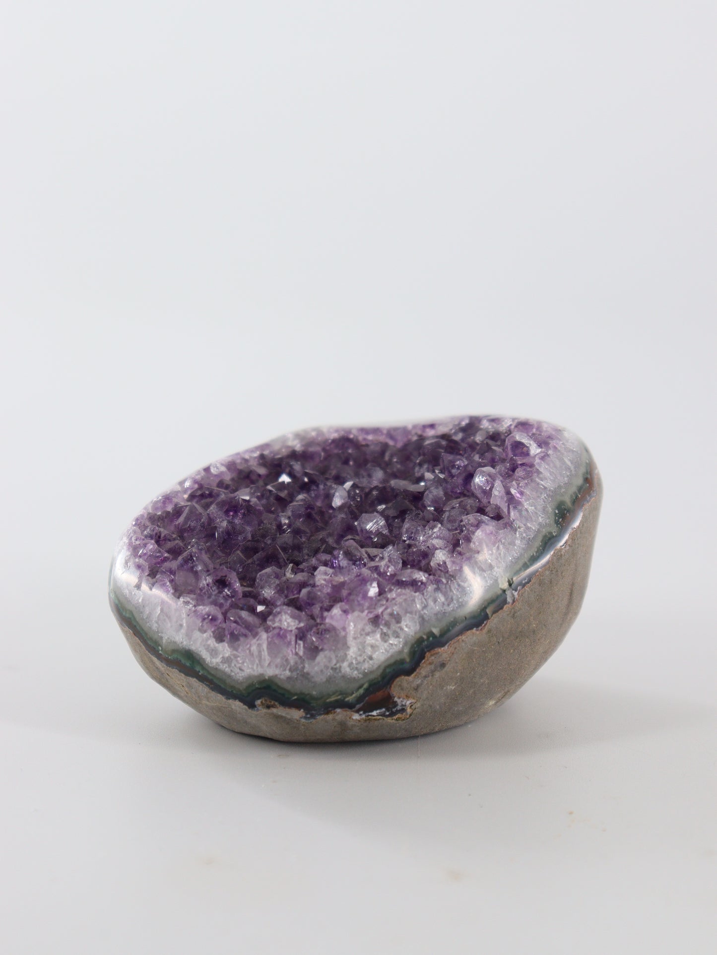 Amethyst Flat - Expert Supplier of Wholesale Crystals & Bulk Gemstones