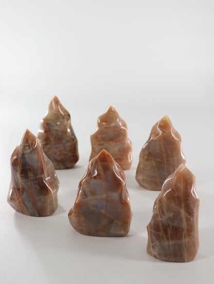 Peach Moonstone Flames Set of 6 - Expert Supplier of Wholesale Crystals & Bulk Gemstones