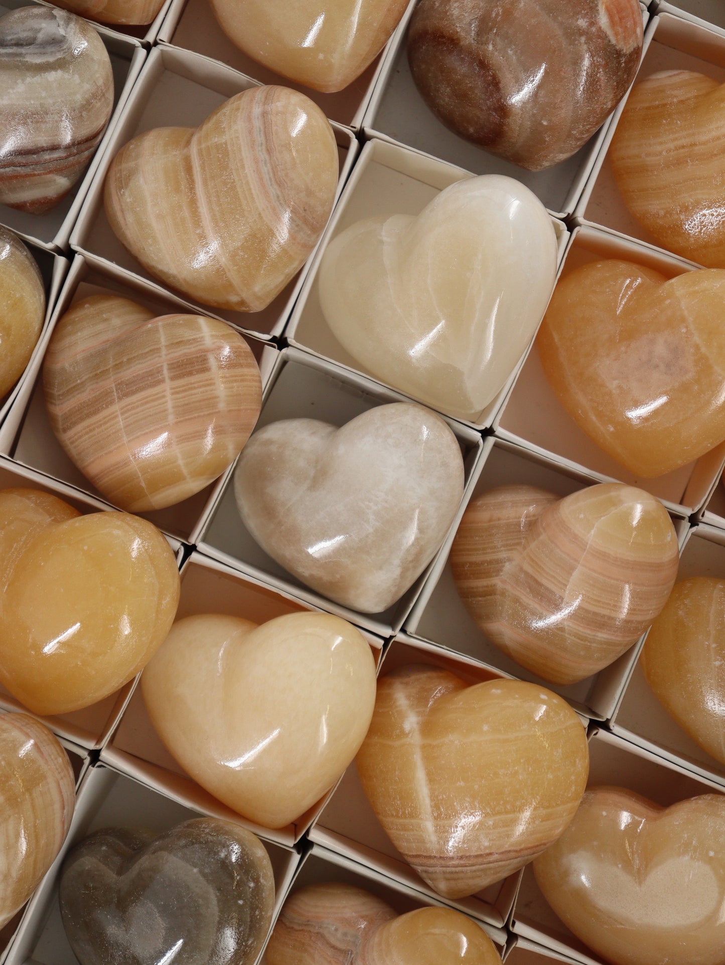 Onyx Hearts Set of 35 - Expert Wholesale and Supplier of Wholesale Crystals & Bulk Gemstones, []