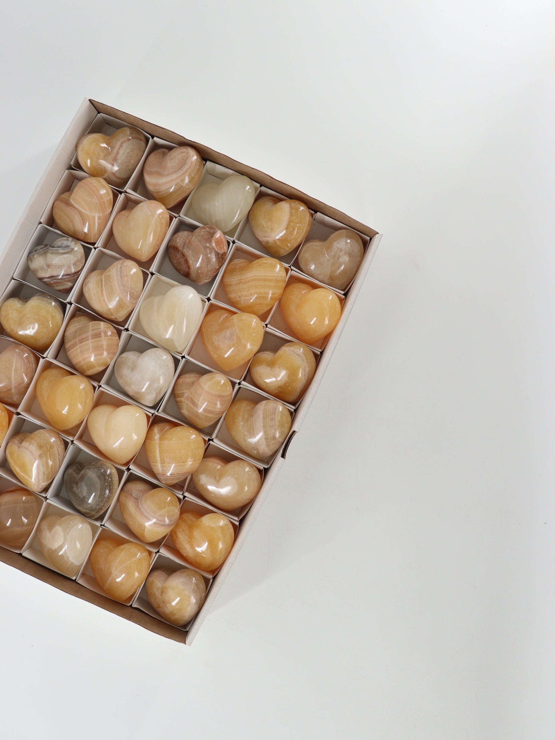Onyx Hearts Set of 35 - Expert Wholesale and Supplier of Wholesale Crystals & Bulk Gemstones, []