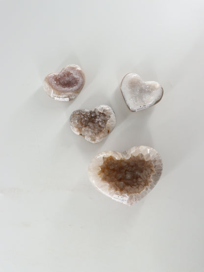 Agate Hearts Set of 4 - Expert Wholesale and Supplier of Wholesale Crystals & Bulk Gemstones, []