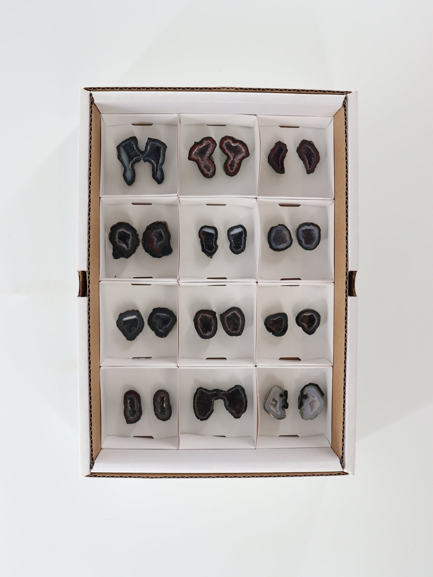 Tabasco Geodes Flat - Expert Wholesale and Supplier of Wholesale Crystals & Bulk Gemstones, []