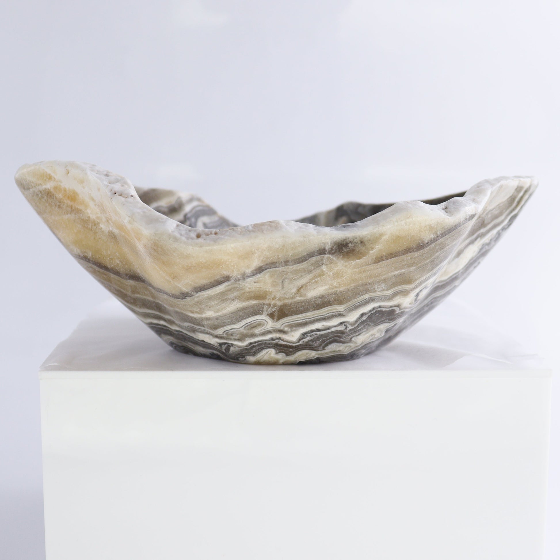Zebra Onyx Bowl Set of 3 - Expert Wholesale and Supplier of Wholesale Crystals & Bulk Gemstones, ["Bowls","Mexico","onyx"]