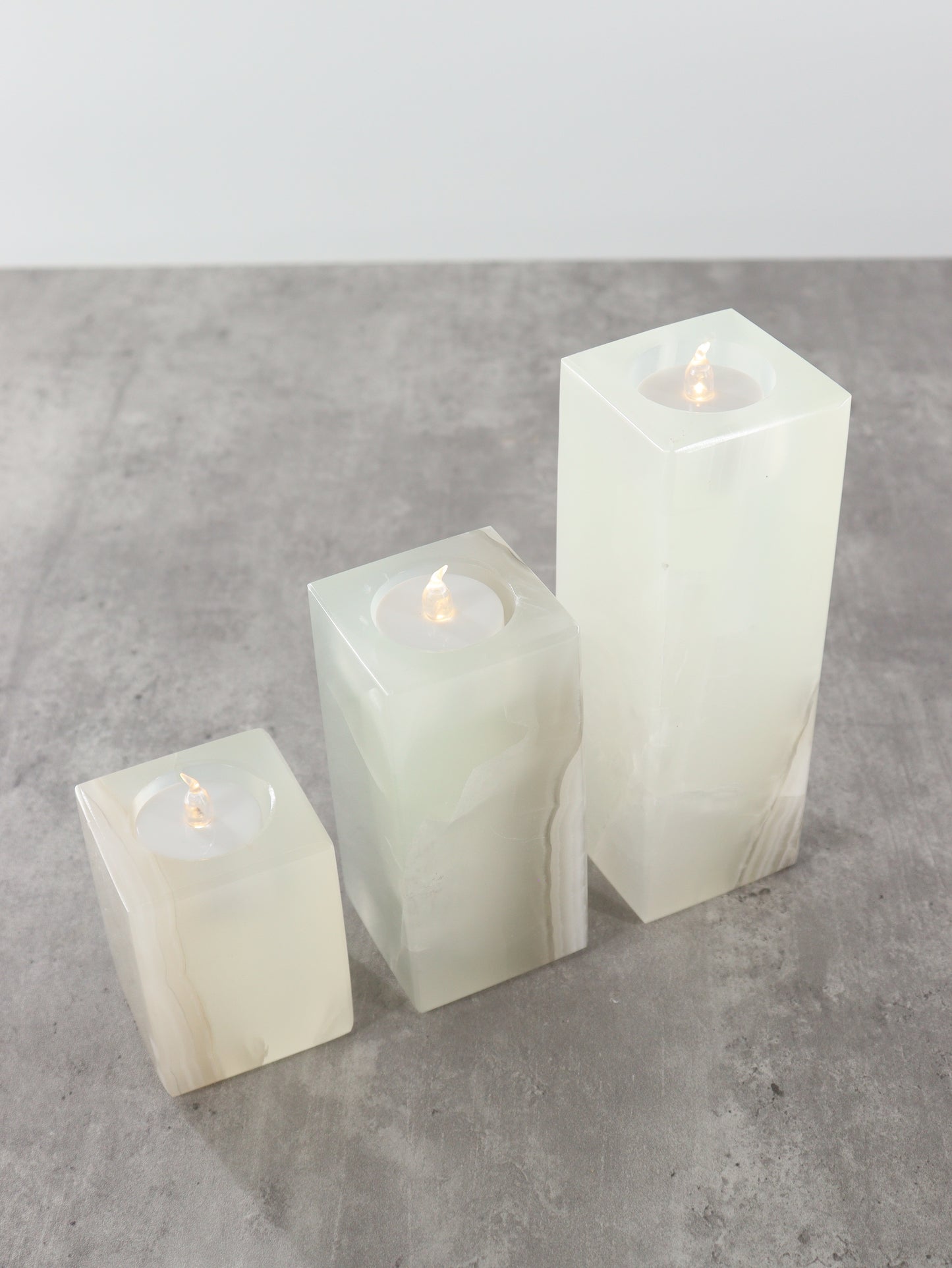 White Onyx Candle Holders Set of 3 - Expert Wholesale and Supplier of Wholesale Crystals & Bulk Gemstones, ["Accessories","Candle Holder","Catalog Onyx","Mexico","Onyx"]