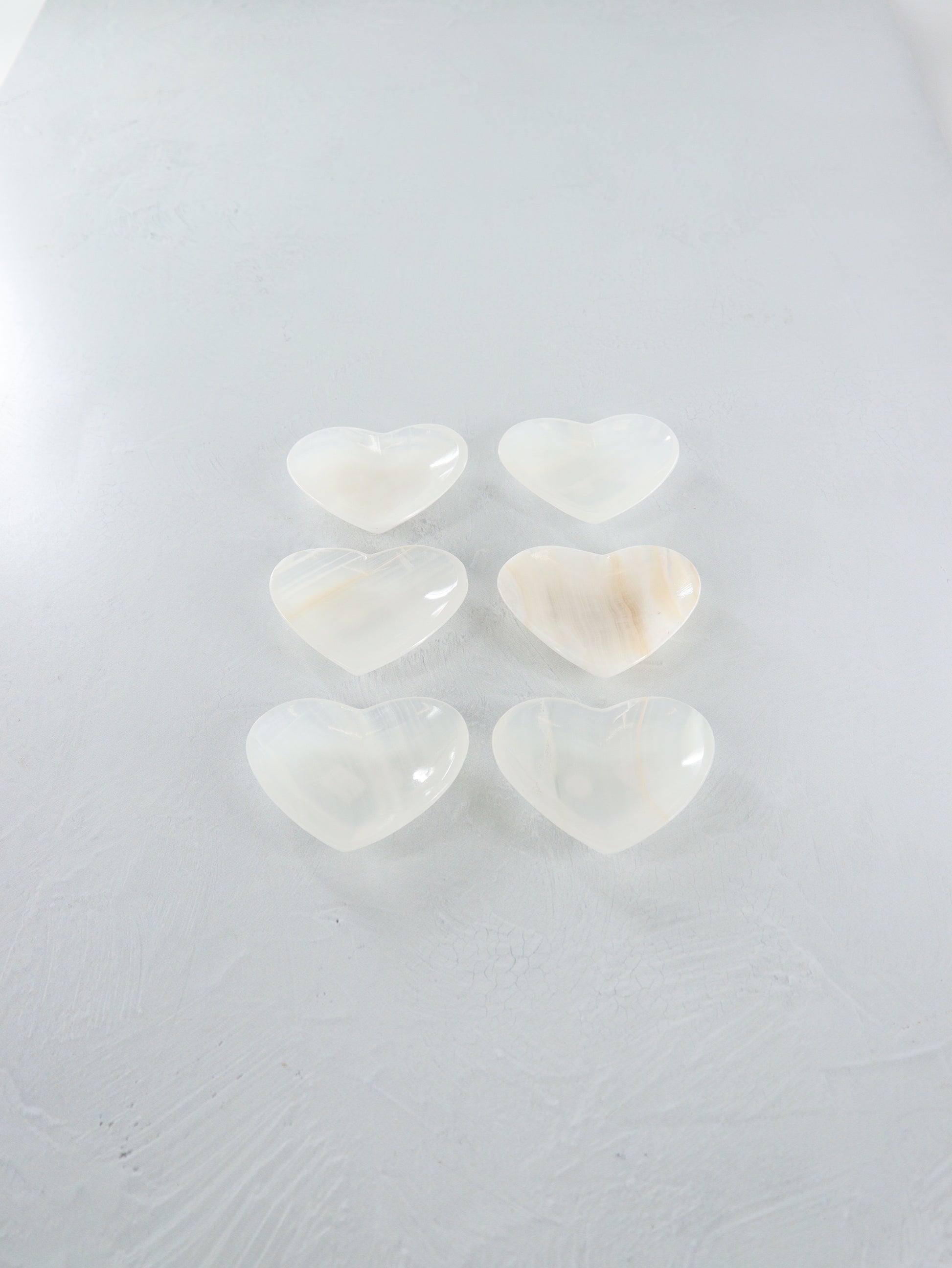 White Onyx Heart Bowls Set of 6 - Expert Wholesale and Supplier of Wholesale Crystals & Bulk Gemstones, ["Bowls","Catalog Onyx","Mexico","onyx"]