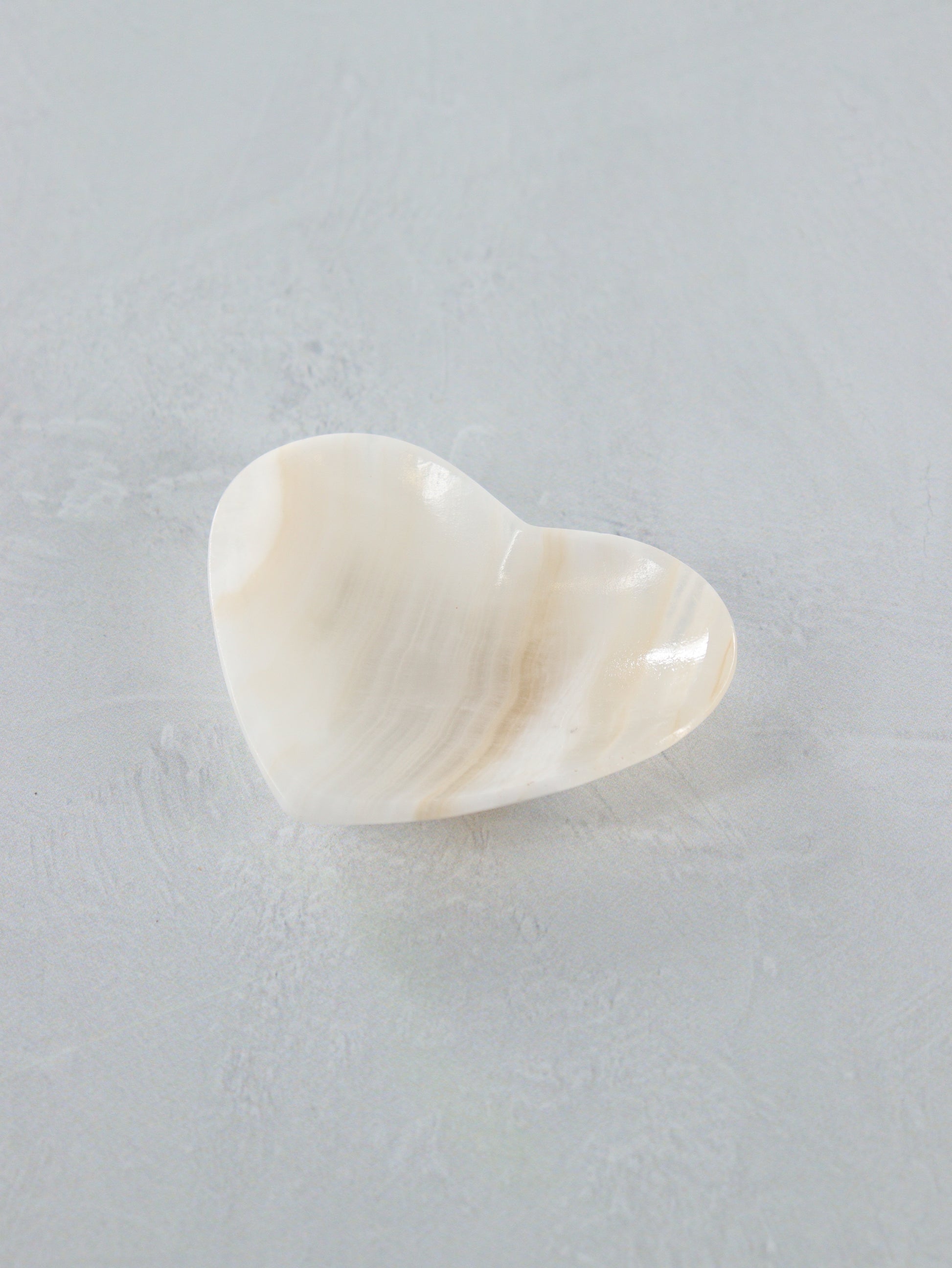 White Onyx Heart Bowls Set of 6 - Expert Wholesale and Supplier of Wholesale Crystals & Bulk Gemstones, ["Bowls","Catalog Onyx","Mexico","onyx"]