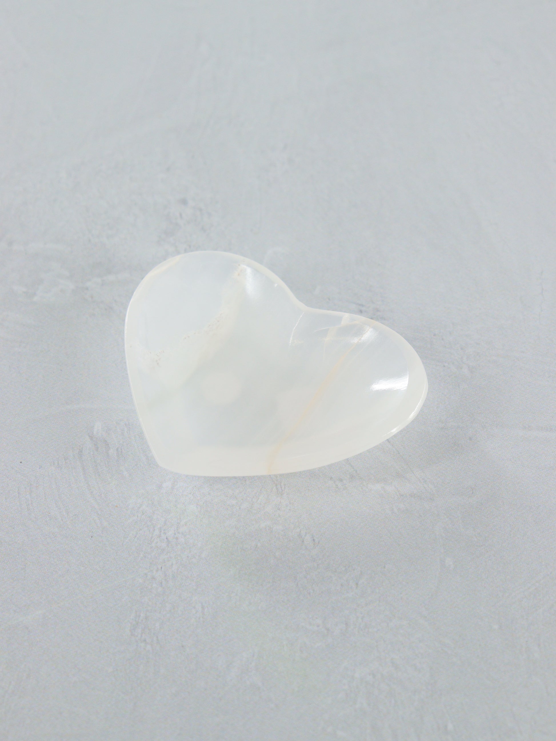 White Onyx Heart Bowls Set of 6 - Expert Wholesale and Supplier of Wholesale Crystals & Bulk Gemstones, ["Bowls","Catalog Onyx","Mexico","onyx"]