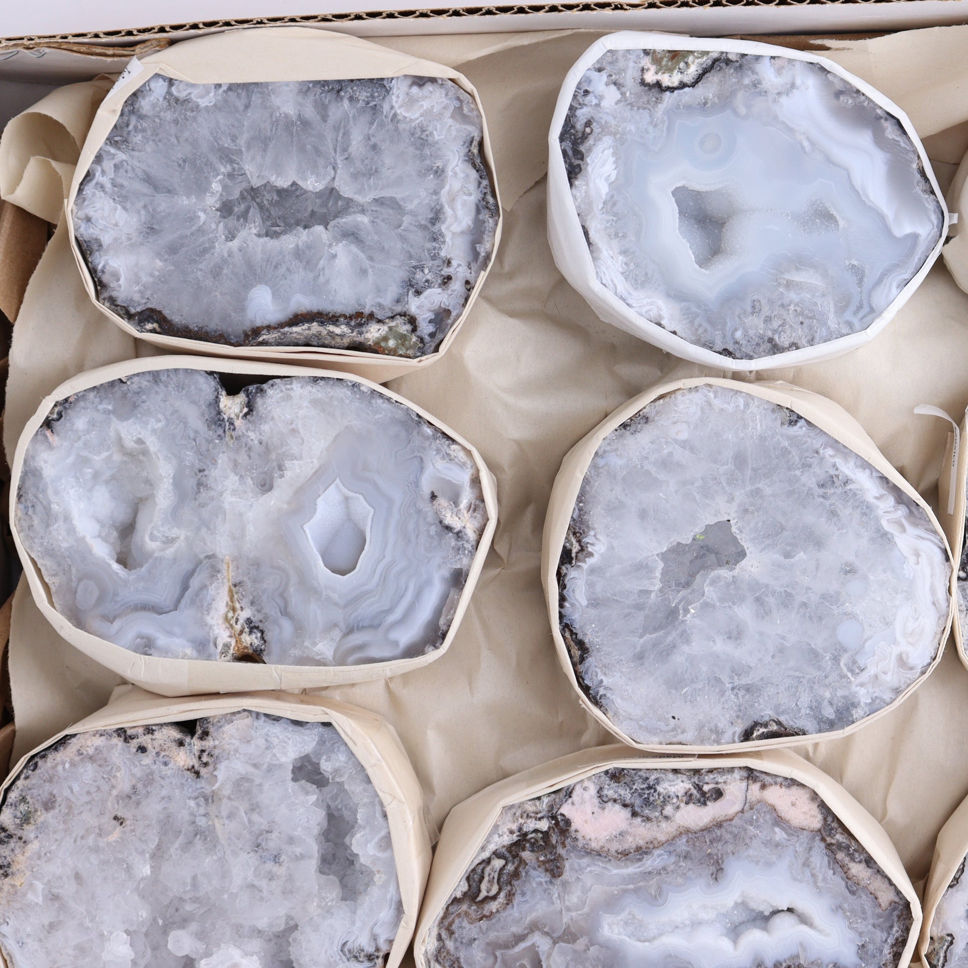 Trancas Geodes Flat of 12 - Expert Wholesale and Supplier of Wholesale Crystals & Bulk Gemstones, ["Geodes","las trancas","Mexico","Trancas","Trancas Geodes"]