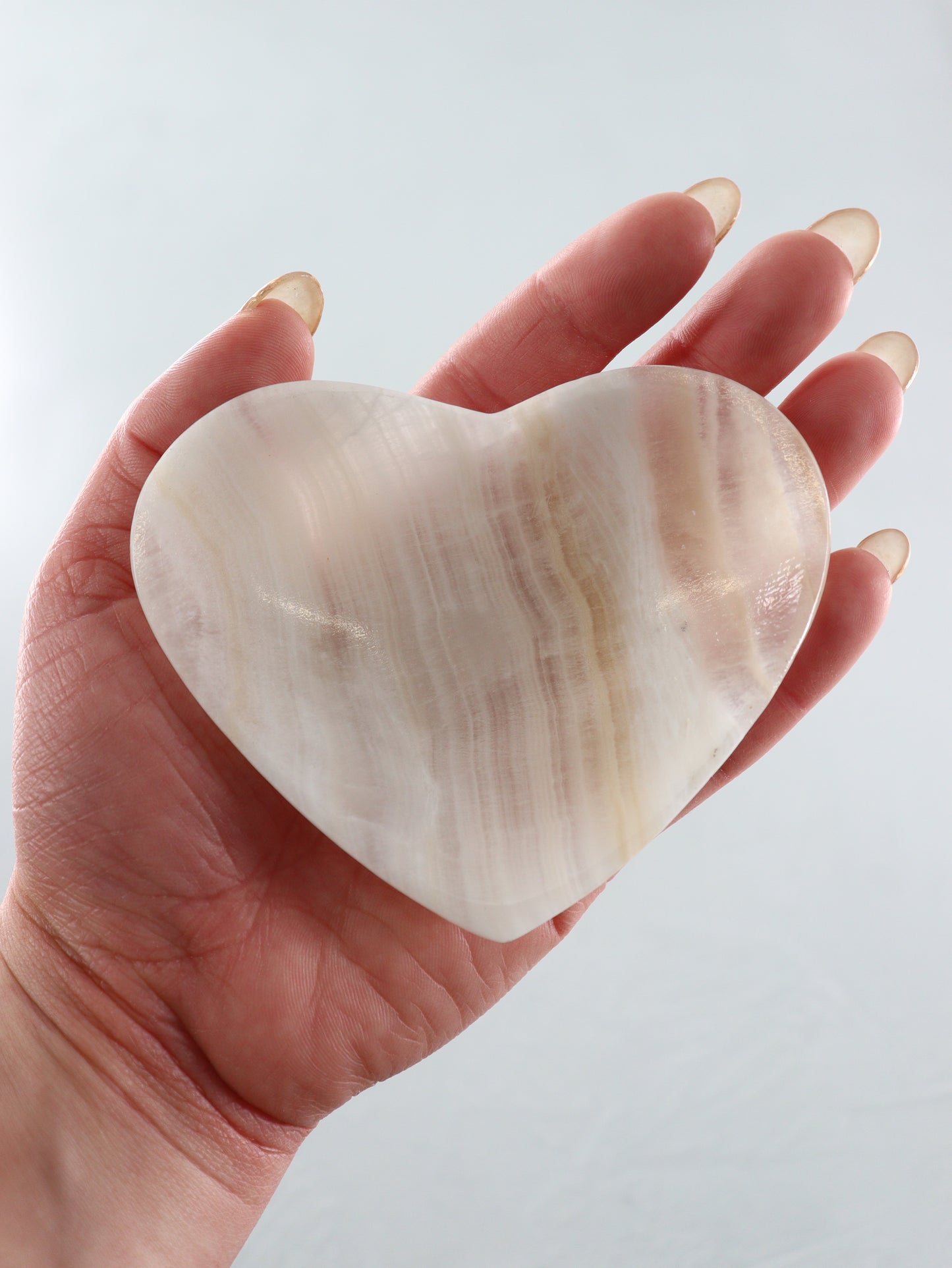 White Onyx Heart Bowls Set of 6 - Expert Wholesale and Supplier of Wholesale Crystals & Bulk Gemstones, ["Bowls","Catalog Onyx","Mexico","onyx"]