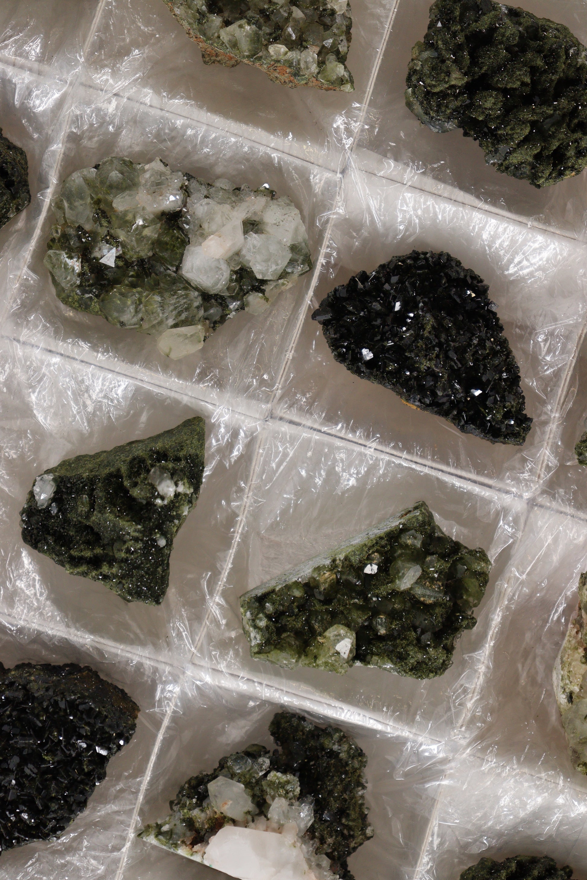 Epidote Flat - Expert Supplier of Wholesale Crystals & Bulk Gemstones