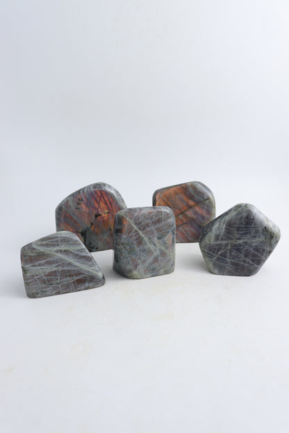 Labradorite Freeforms - Expert Supplier of Wholesale Crystals & Bulk Gemstones