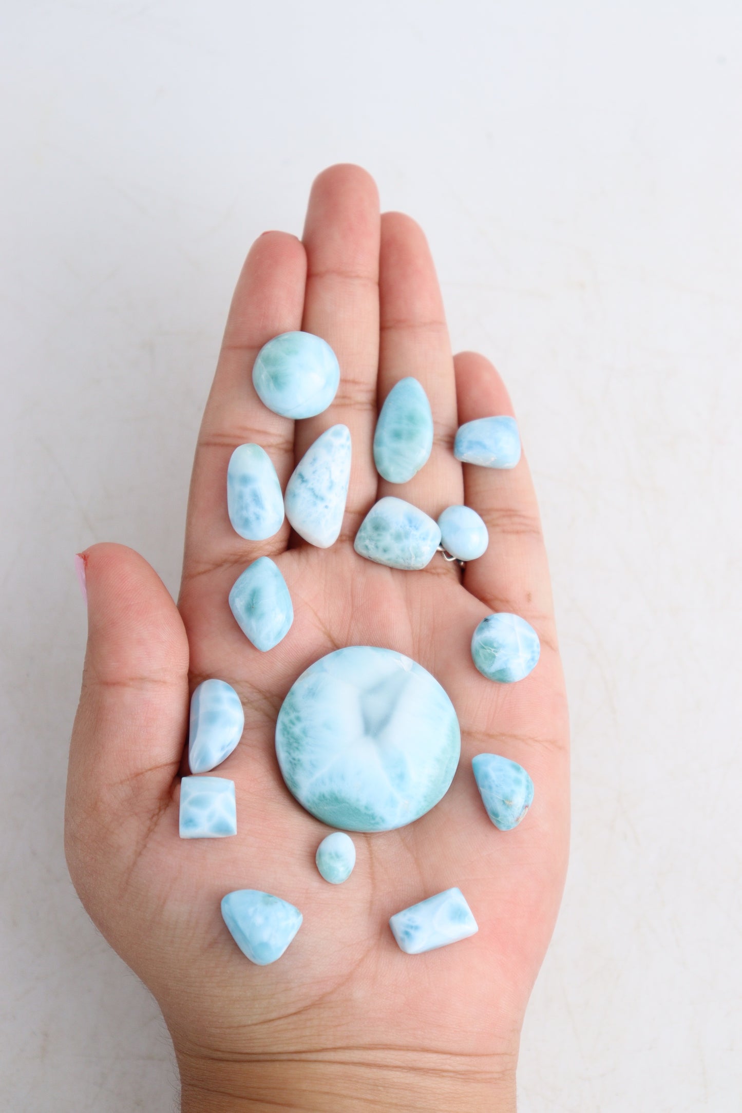 Larimar Cabs