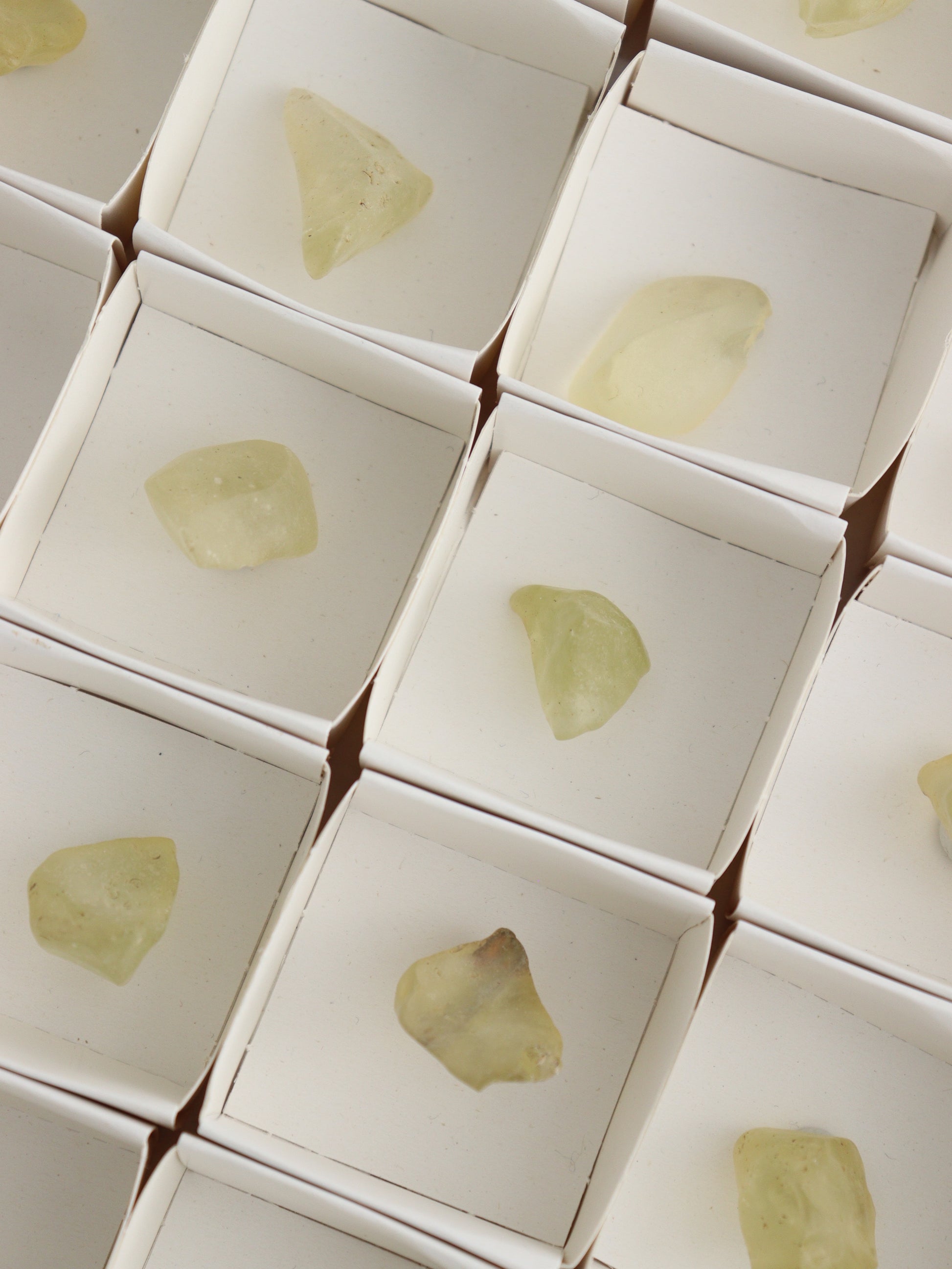 Libyan Desert Glass Flat - Expert Wholesale and Supplier of Wholesale Crystals & Bulk Gemstones, []