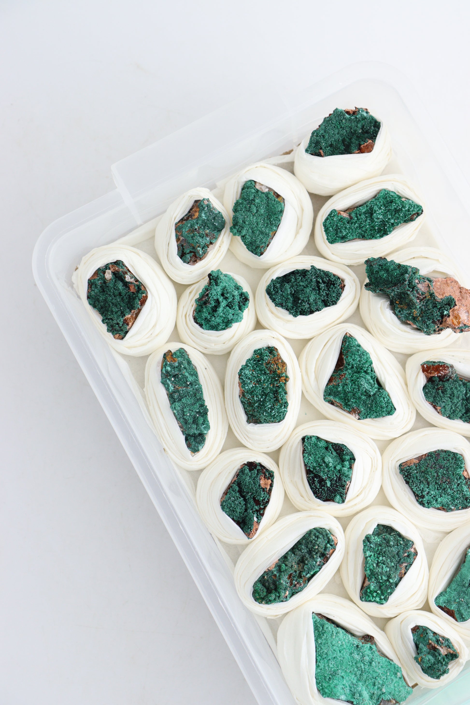 Malachite Flat - Expert Wholesale and Supplier of Wholesale Crystals & Bulk Gemstones, ["Clusters","Flats","Malachite","Morocco"]