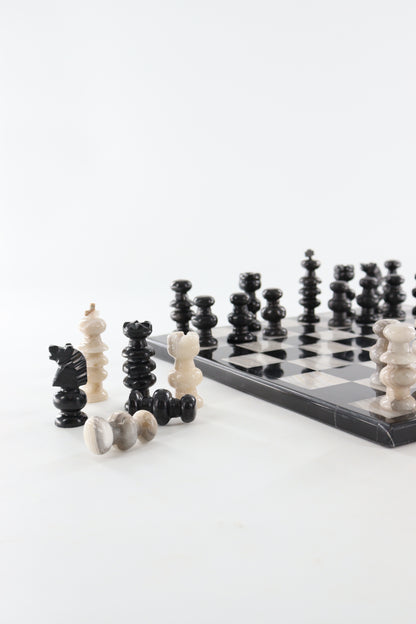 Onyx and Marble Black and Beige Chess Set (Large)