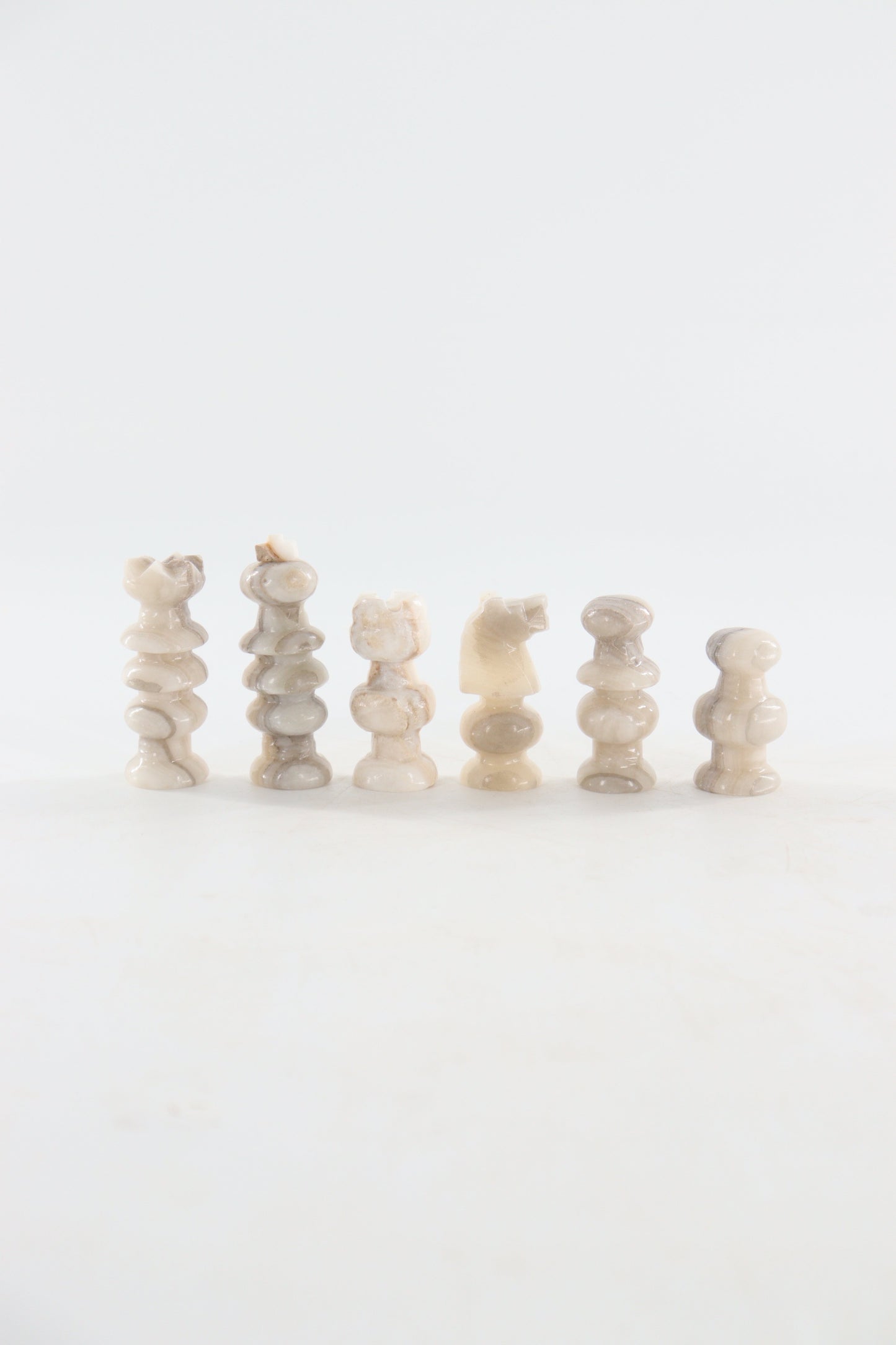 Onyx and Marble Black and Beige Chess Set (Large)